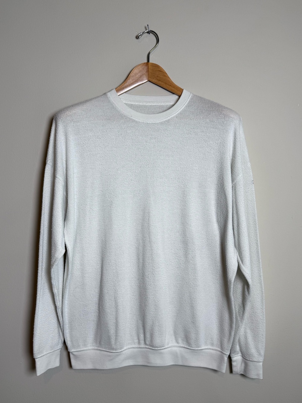 ALO Yoga | Soho Crewneck Sweatshirt | Ivory | PTP 22.5" Small